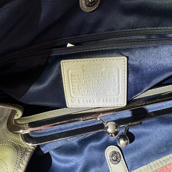 Coach bag gray patten leather - Picture 7 of 12